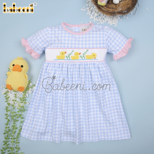 Yellow duck hand smocked girl dress – BB2970