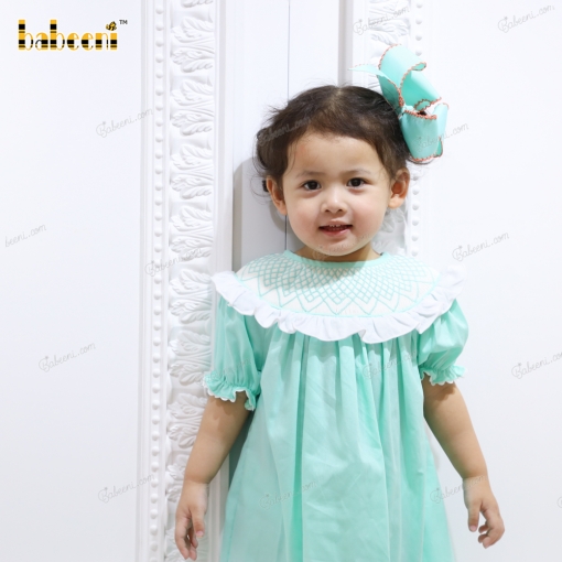 Little girl dress with geometric hand-smocked patterns - BB2563